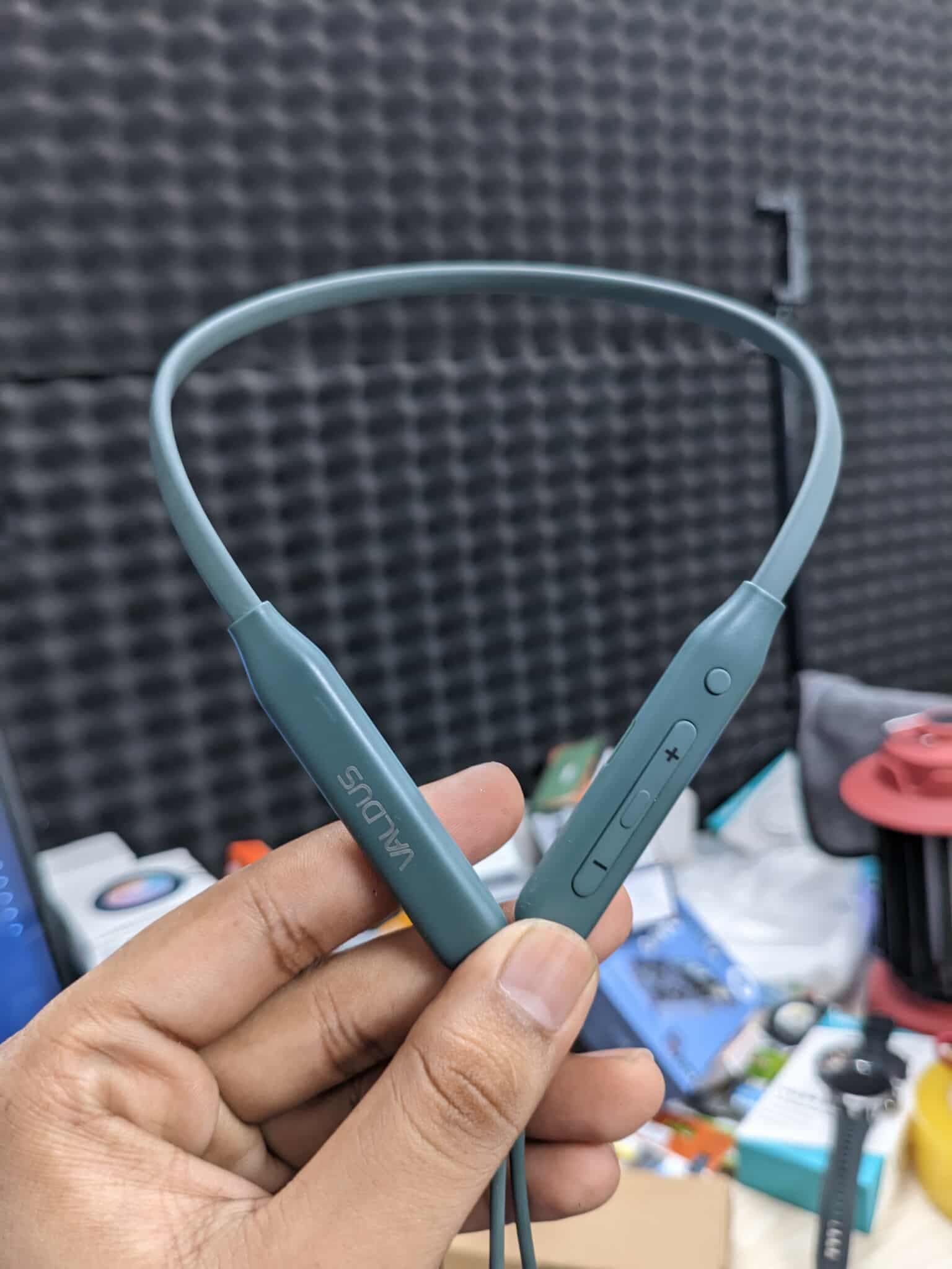 VALDUS VS-63 ENC Bluetooth Neckband